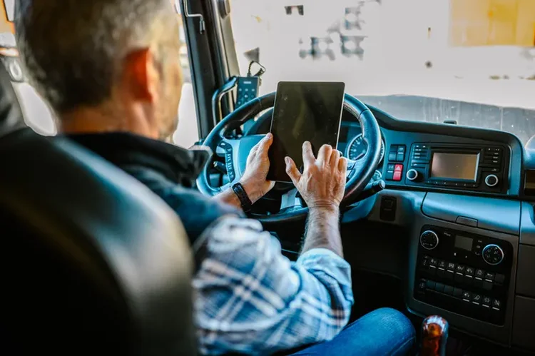 Os Desafios da Logística no Brasil: Como Superar Barreiras e Otimizar Entregas